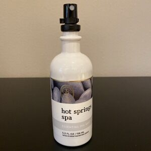 Bath & Body Works Aromatherapy Hot Springs Spa Essential Oil Mist‎ 5.3 fl oz
